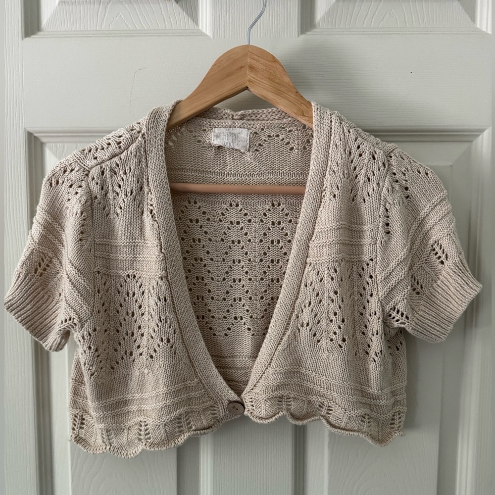 Hippie rose crochet cream front button top